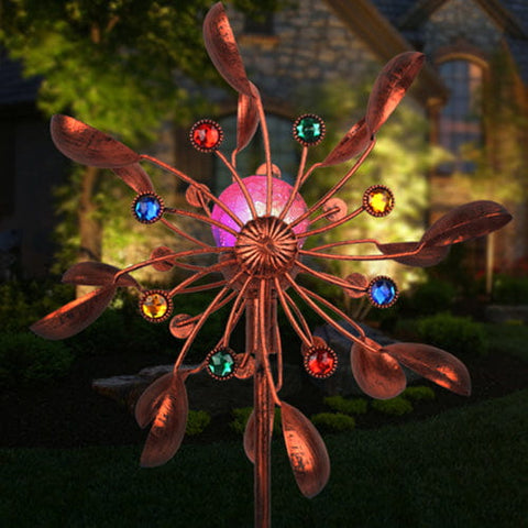 Solarbetriebener Windspinner aus Glaskugeln